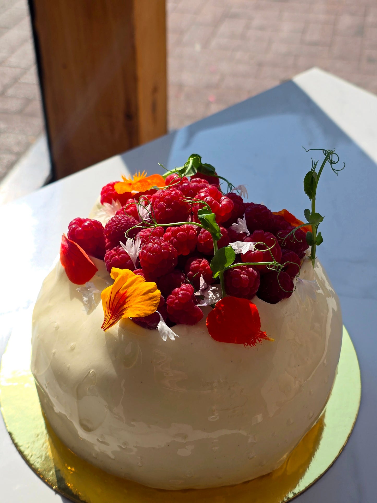 Gateau Vanille et framboises ( 6 personnes )